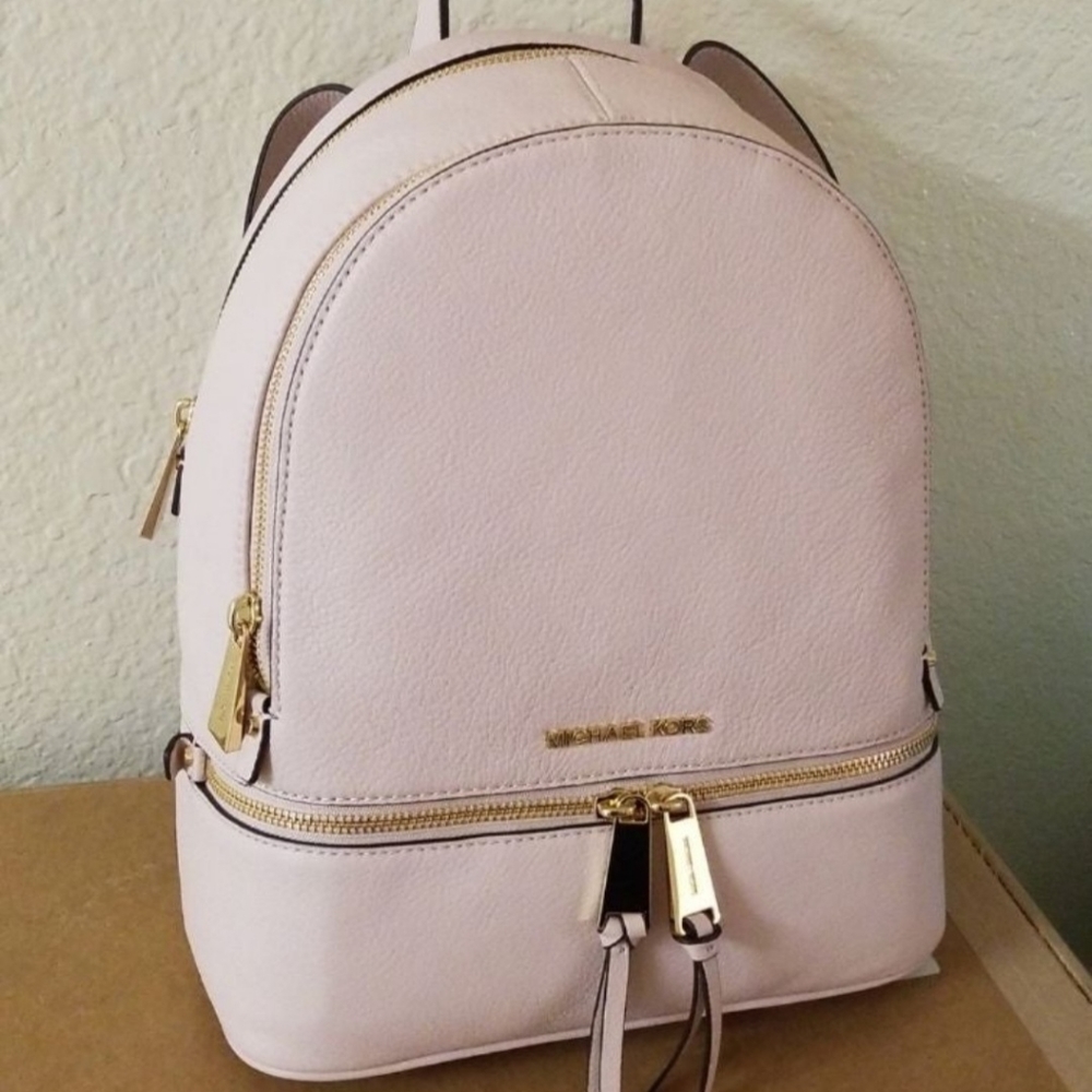 Michael Kors Rhea backpack medium- soft pink